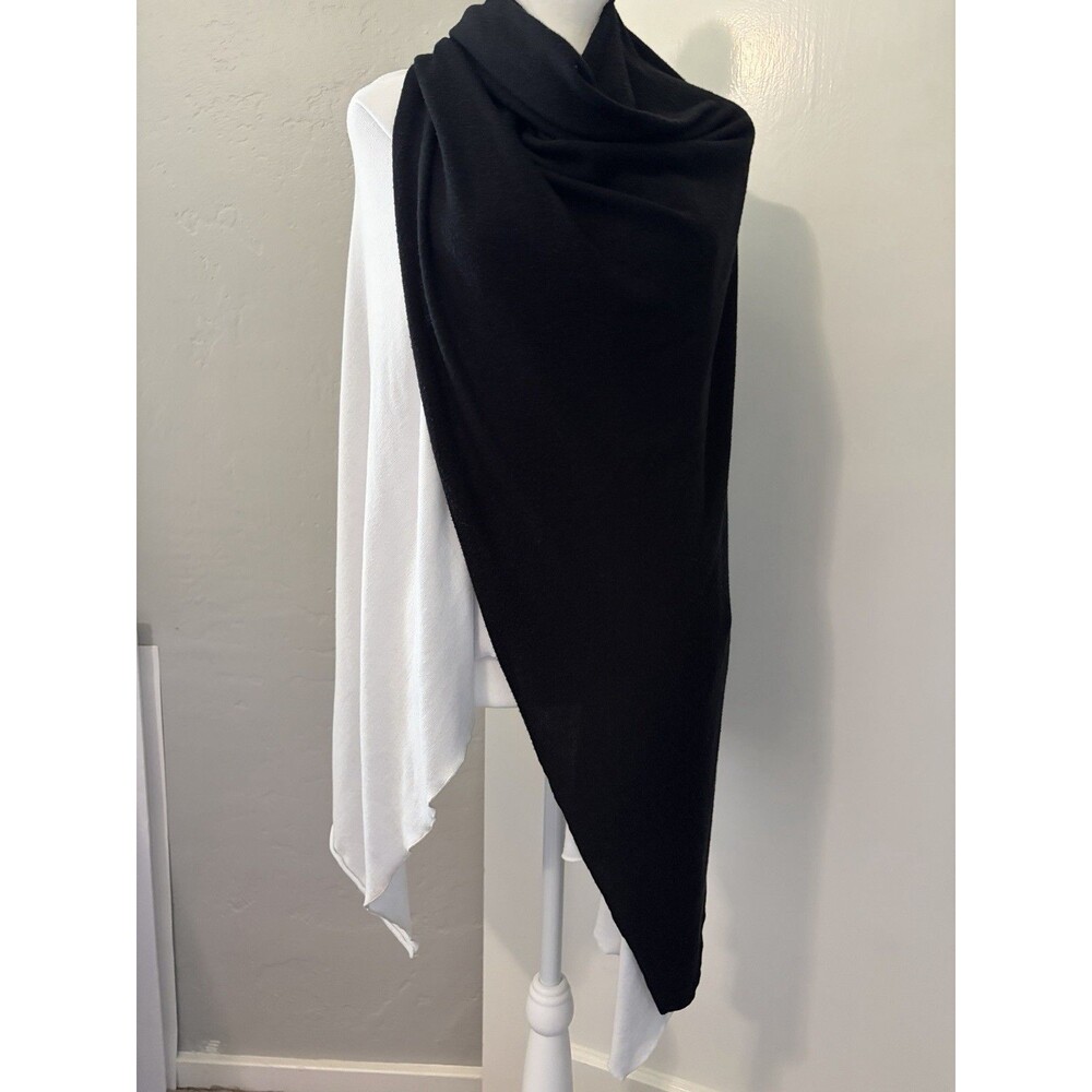 Black White Colorblock Poncho Cape Shawl Wrap Viscose Blend Travel Airplane OS